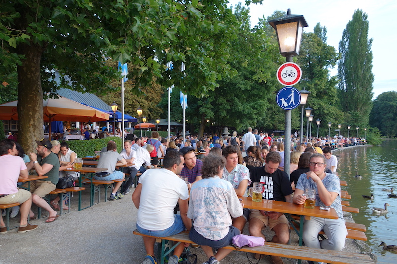 Biergarten Seehaus am
        Kleinhesseloher See